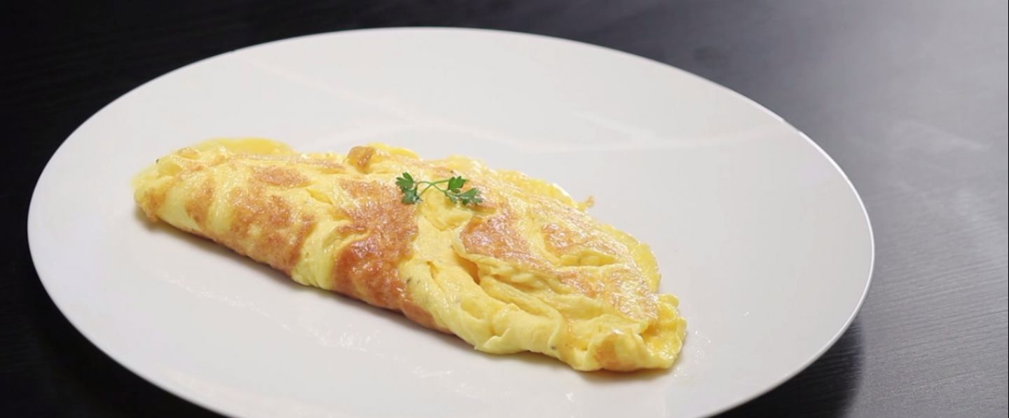 cuire-des-oeufs-en-omelette.jpg